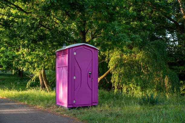 Best Luxury portable toilet rental  in Grove, OK